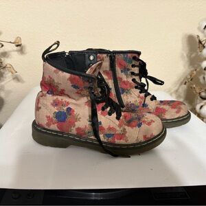 Dr. Martens Floral Castel Combat Boots Lace up Blue Pink Size 3 Shoes Flowers